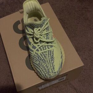 Yeezy semi frozen sz 8